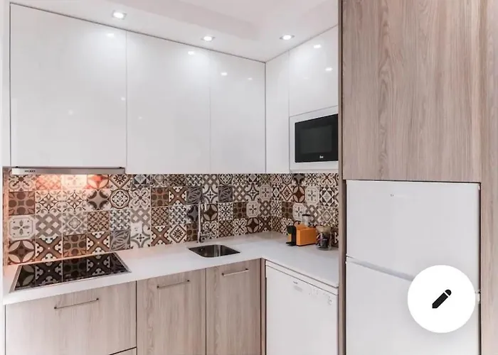 Wave Sun House בית נופש נאזרה