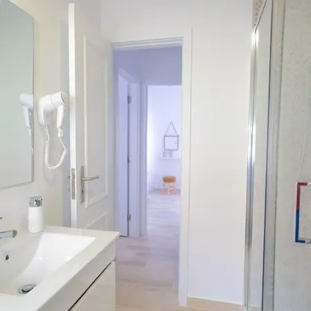 Wave Sun House Назаре